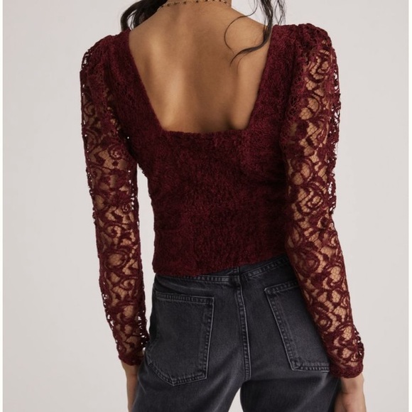 Sweetheart Lace Top - Picture 3 of 11